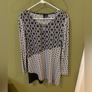 New Direction tunic long sleeve top